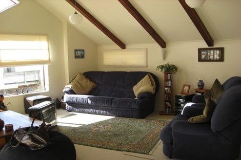 Photo of property in 2/46 Childers Terrace, Kilbirnie, Wellington, 6022