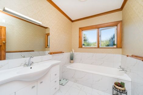 Photo of property in 136 Russell Street, Palmerston North, 4414