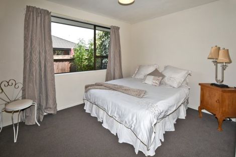 Photo of property in 34 Lowry Avenue, Redwood, Christchurch, 8051