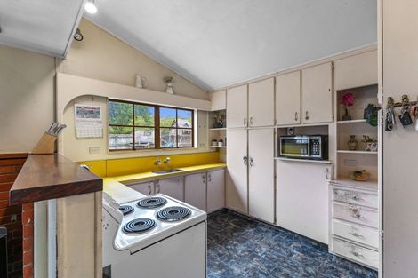 Photo of property in 8 Kew Place, Richmond Heights, Taupo, 3330