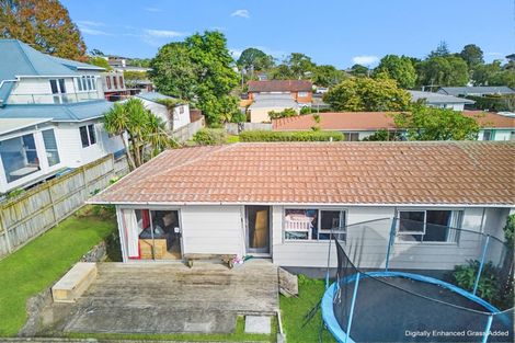 Photo of property in 2/15a Mcintyre Road, Mangere Bridge, Auckland, 2022