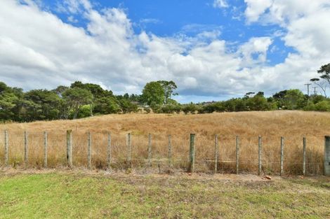 Photo of property in 357 Shelly Beach Road, South Head, 0874