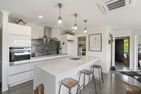 Photo of property in 8 Cooke Farm Grove, Waiwhakaiho, New Plymouth, 4312