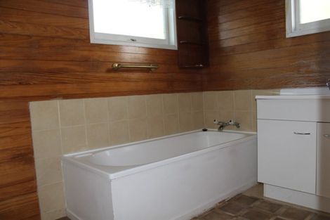 Photo of property in 15 Catalina Crescent, Forrest Hill, Auckland, 0620