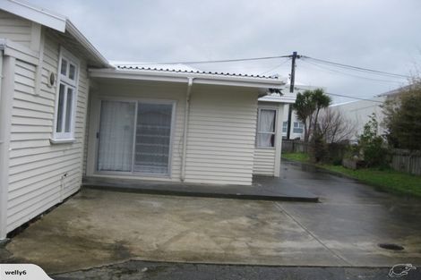 Photo of property in 24 Stone Street, Miramar, Wellington, 6022
