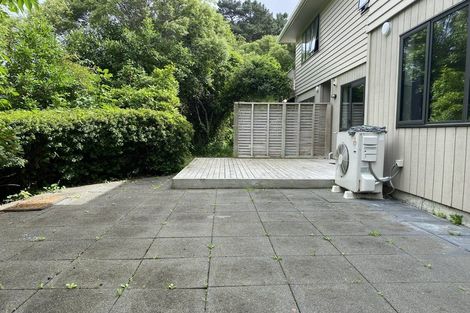 Photo of property in 4 Leadley Lane, Tawa, Wellington, 5028