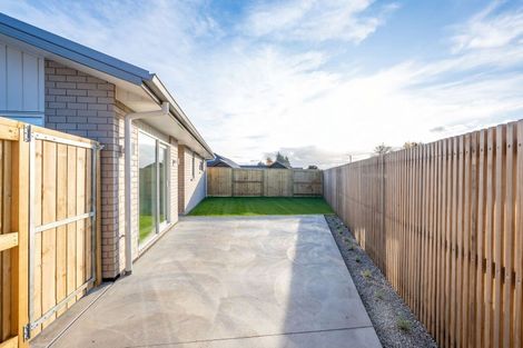Photo of property in 19a Silverwood Lane, Leamington, Cambridge, 3495