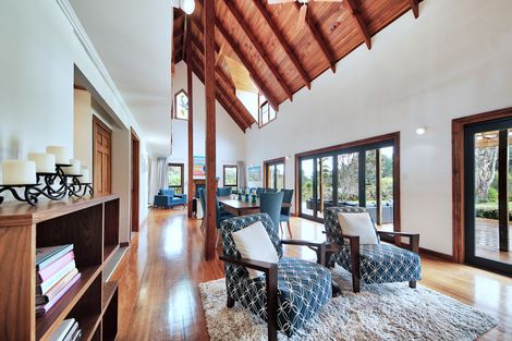 Photo of property in 18 Cochran Road, Oratia, Auckland, 0604