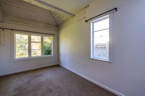 Photo of property in 11 Leyland Road, Te Awanga, 4102