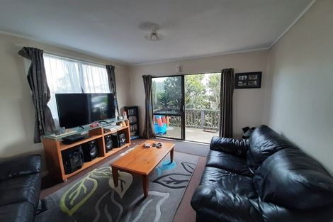 Photo of property in 6 Solveig Place, Randwick Park, Auckland, 2105