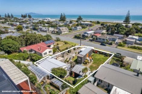 Photo of property in 48 Moana Street, Otaki Beach, Otaki, 5512