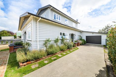 Photo of property in 23 Frederick Street, Terrace End, Palmerston North, 4410