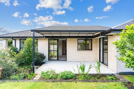 Photo of property in 4 Kowi Lakes Drive, One Tree Point, 0118