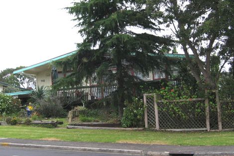 Photo of property in 110 Lauderdale Road, Birkdale, Auckland, 0626
