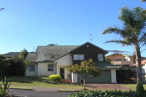 Photo of property in 5 Calypso Way, Unsworth Heights, Auckland, 0632