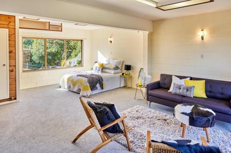 Photo of property in 14 Laburnum Grove, Maungaraki, Lower Hutt, 5010