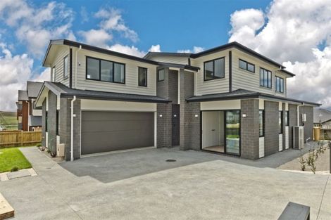 Photo of property in 49 Te Oneroa Way, Long Bay, Auckland, 0630