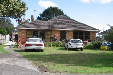 Photo of property in 45 Neil Avenue, Te Atatu Peninsula, Auckland, 0610