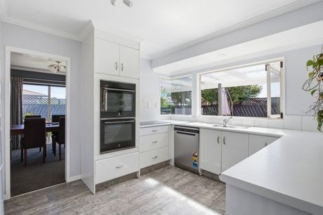 Photo of property in 51 Bayfair Drive, Mount Maunganui, 3116