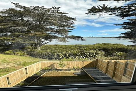 Photo of property in 24 Ramwall Place, Weymouth, Auckland, 2103