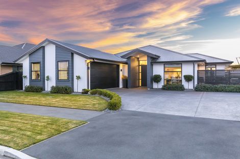 Photo of property in 41 Te Whenu Crescent, Marshland, Christchurch, 8083