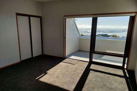 Photo of property in 7 Drayton Drive, Mount Pleasant, Christchurch, 8081