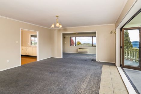 Photo of property in 2/8 Crowther Terrace, Waipahihi, Taupo, 3330