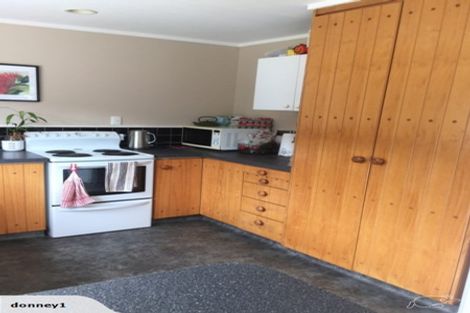 Photo of property in 15 Milsom Place, Te Puke, 3119