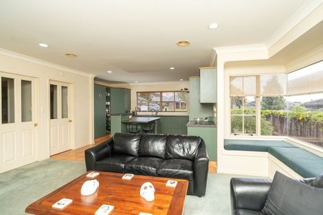 Photo of property in 17 Highgrove Drive, Grandview Heights, Hamilton, 3200