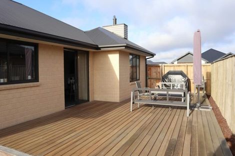 Photo of property in 37 Bradbury Avenue, Rolleston, 7614