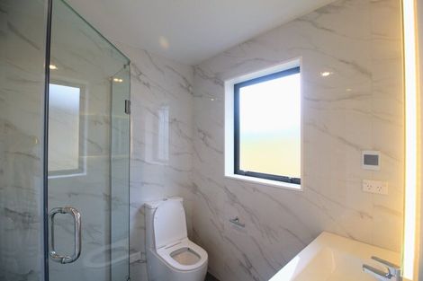 Photo of property in 3a Rothery Road, Hillpark, Auckland, 2102