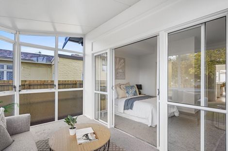 Photo of property in 21 Wainoni Road, Wainoni, Christchurch, 8061