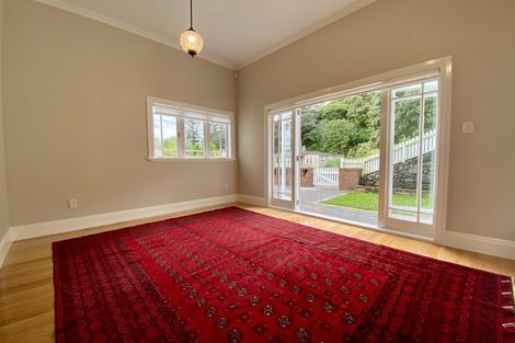 Photo of property in 3 Hillside Crescent North, Leigh, Auckland, 0985