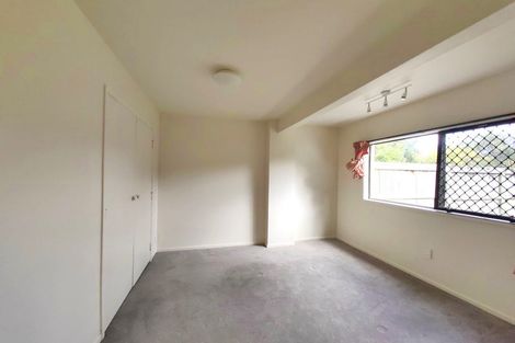 Photo of property in 33 Lynden Avenue, Hillcrest, Auckland, 0627