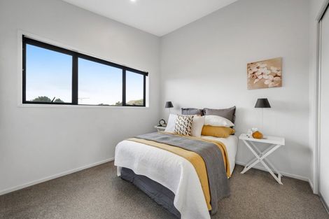 Photo of property in 14e Ropata Avenue, Point England, Auckland, 1072