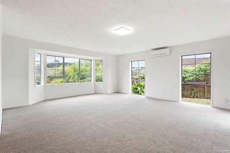 Photo of property in 23 Centorian Drive, Windsor Park, Auckland, 0632