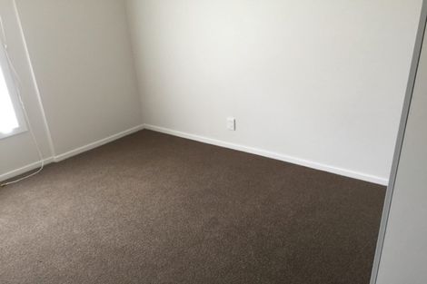 Photo of property in 22 Sorrel Crescent, Bucklands Beach, Auckland, 2012