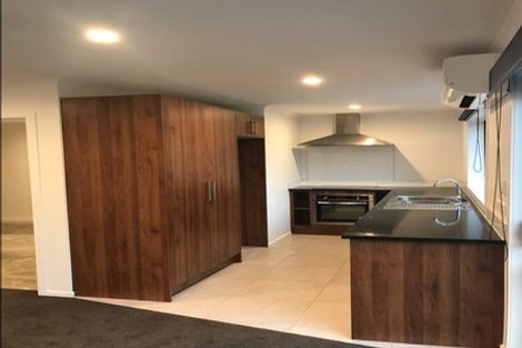 Photo of property in 2/83 Normandy Avenue, Melville, Hamilton, 3206