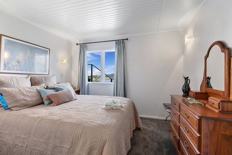 Photo of property in 29 The Track, Plimmerton, Porirua, 5026