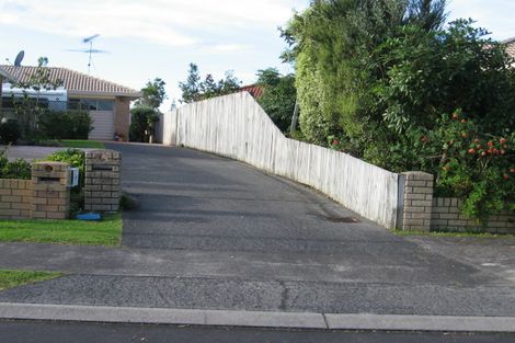 Photo of property in 12 Judd Place, Orewa, 0931