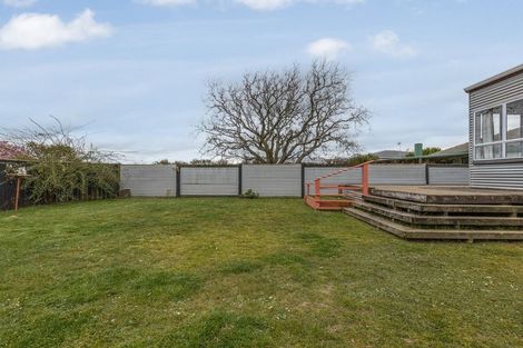 Photo of property in 1 Quinn Road, Levin, 5510