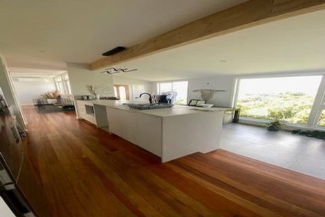 Photo of property in 63 Mana View Road, Paremata, Porirua, 5026