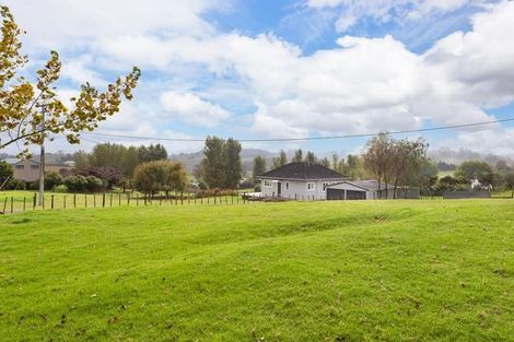 Photo of property in 99e Settlement Road, Kaiwaka, 0573