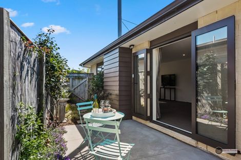 Photo of property in 3 Cataldo Mews, Avalon, Lower Hutt, 5011