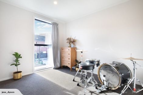 Photo of property in 14 Uku Lane, Hobsonville, Auckland, 0616