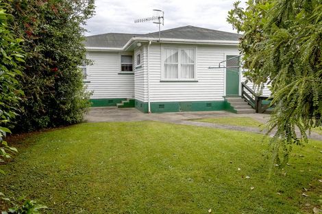 Photo of property in 115 Bartholomew Road, Levin, 5510