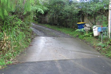 Photo of property in 278 Shaw Road, Titirangi, Auckland, 0604