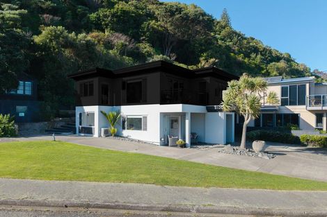 Photo of property in 85 Moana Road, Plimmerton, Porirua, 5026
