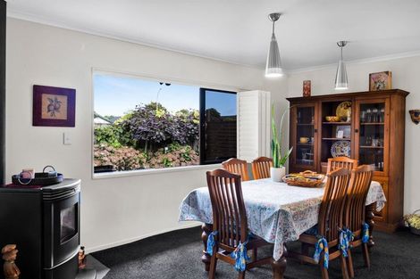 Photo of property in 5 Marlin Terrace, Bell Block, New Plymouth, 4312