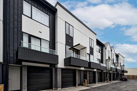 Photo of property in 45 John Street, Stokes Valley, Lower Hutt, 5019